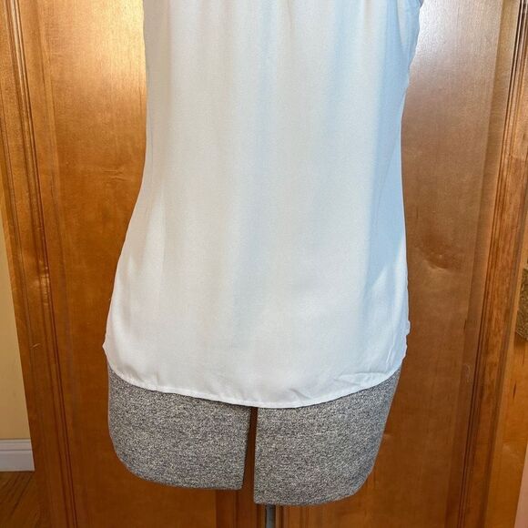 💜 3/30 6/50 Banana Republic Racerback Lightweight Tank  in Sidewalk Gray Size S - Picture 5 of 13